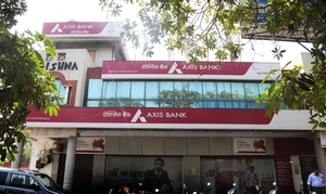 Axis Bank shares fall 3% after govt sells its entire stake