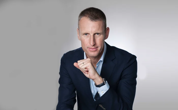 Swiss or smartwatches? It's not that complicated