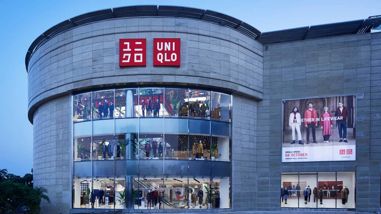 Japanese Clothing Store Uniqlo Quotes and Wallpaper W