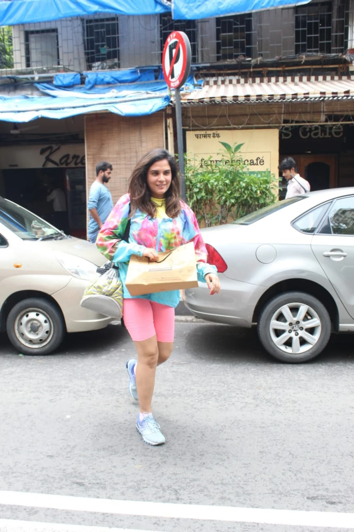 Top 10 eateries in Mumbai to spot your favourite Bollywood celebs