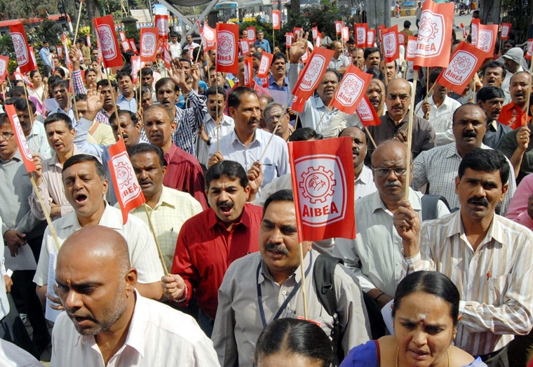 Bank employees stage protest against Centre's decision to   merge PSU banks