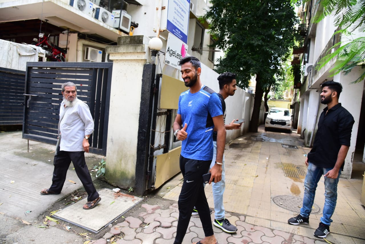 Krunal Pandya spotted in Bandra