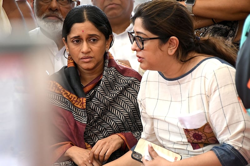 Cafe Coffee Day Founder VG Siddhartha cremated in Chikmagalur; family