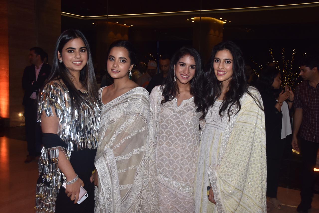 In Pics: Ambanis and Bachchans attend the Abu Jani - Sandeep Khosla Fashion show