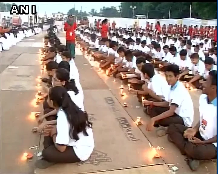 Candles lit in Navsari