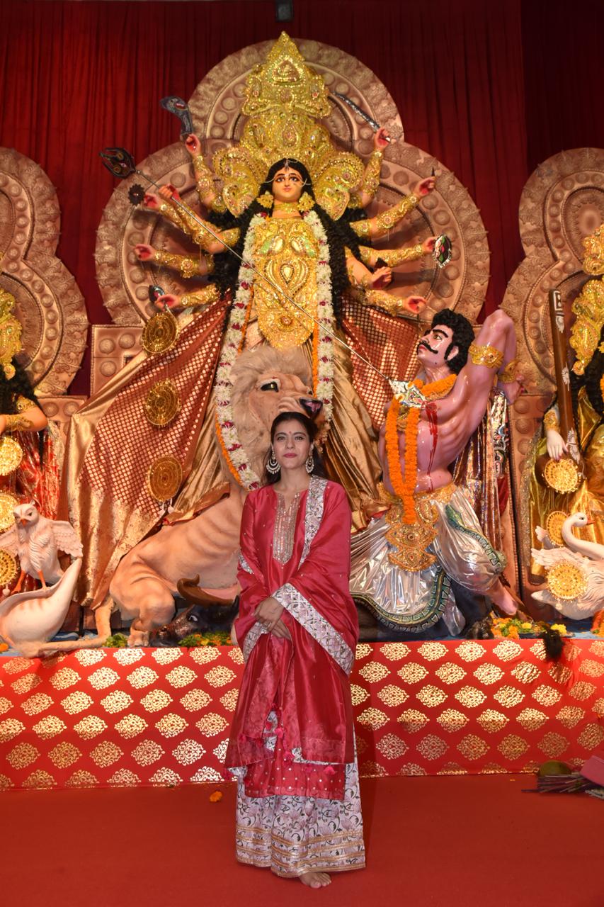 In Pics: Kajol spotted at Durga Puja with mom Tanuja, and sister Tanishaa Mukerji