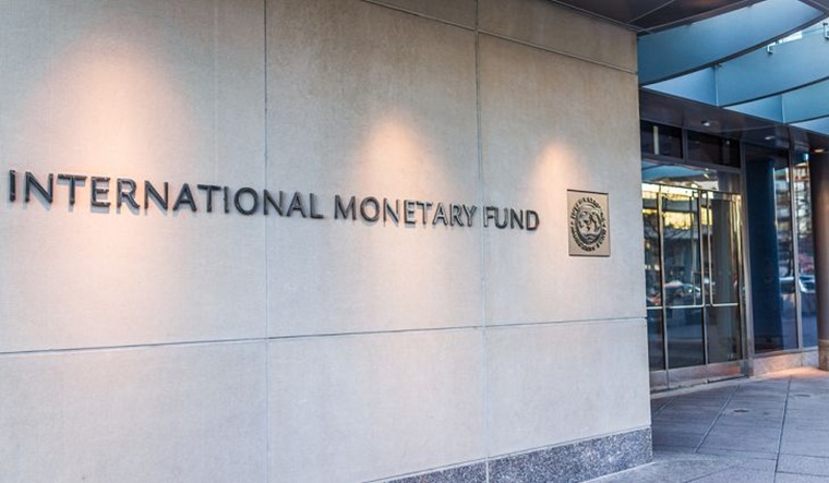 Pakistan receives second tranche of USD 452 mn from IMF