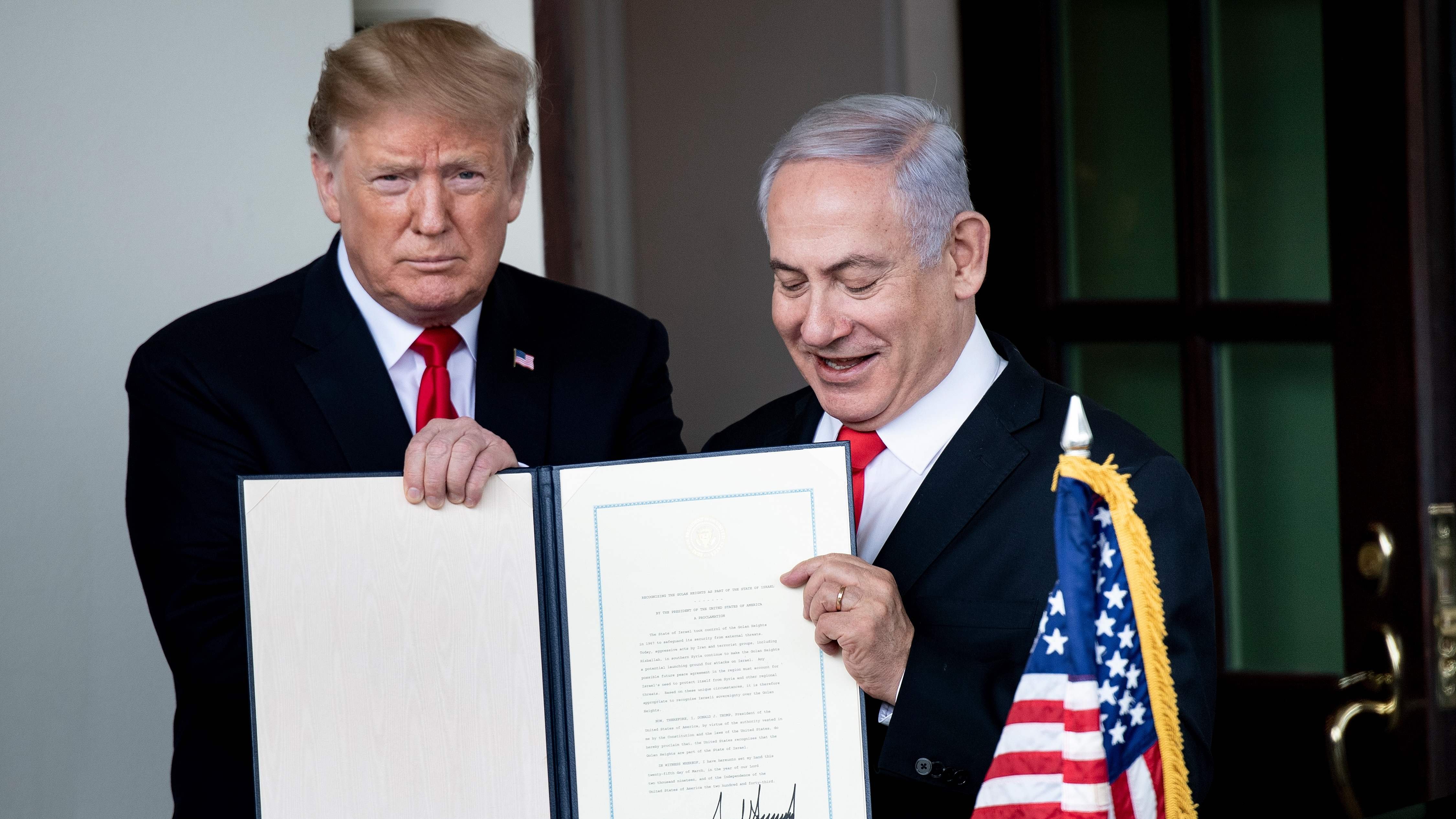 US President Donald Trump (L) and Israel's Prime Minister Benjamin Netanyahu