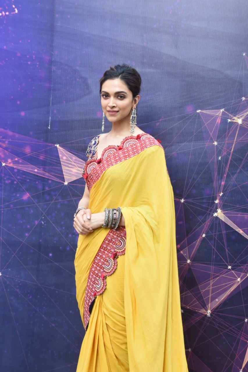 Saree not Sorry: Deepika Padukone turns into an ethnic goddess for ...