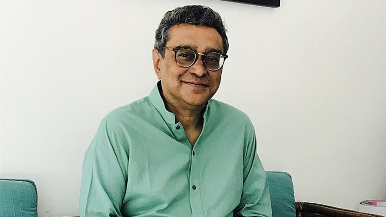 Swapan Dasgupta Calls Out West Bengal Govt For Pulling Plug On Calcutta 