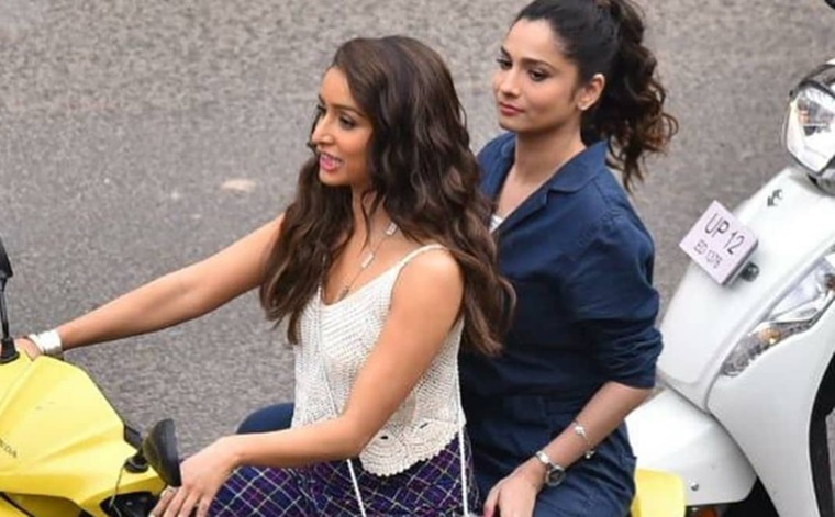 Baaghi 3 leaked pics: Shraddha Kapoor, Tiger Shroff drive ...