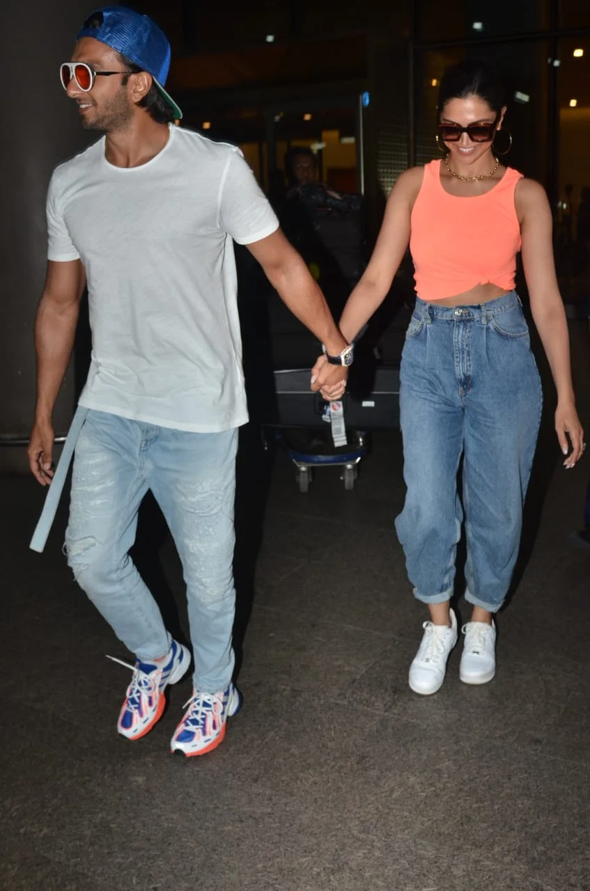 B-town's 'IT' couple Deepika and Ranveer return from vacay to celebrate Valentine's Day at home