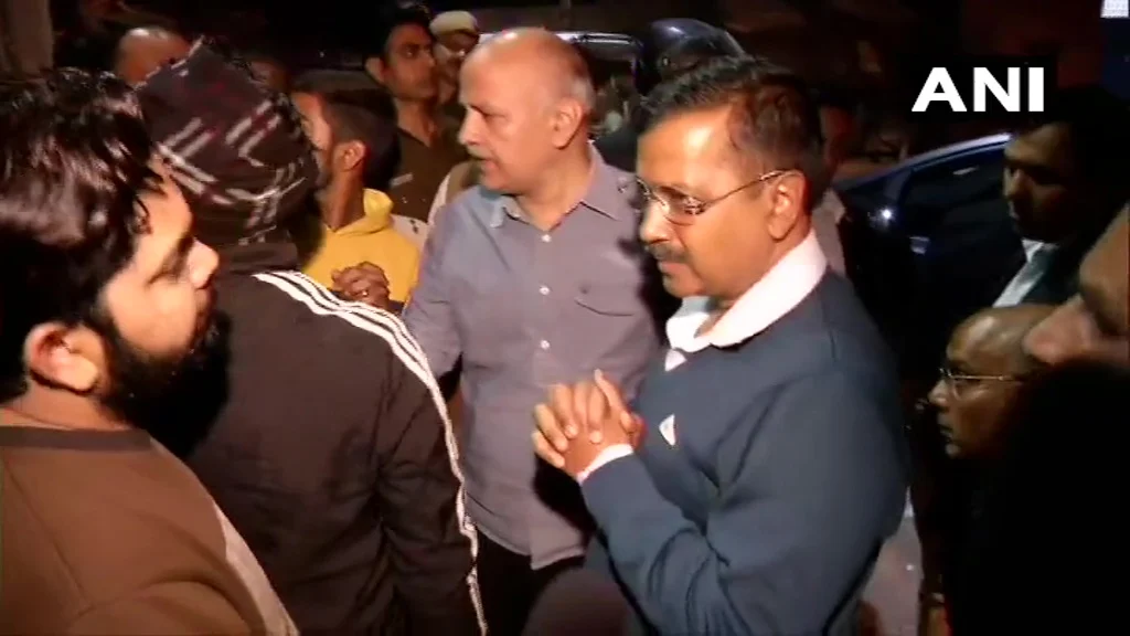 Delhi CM Arvind Kejriwal and Deputy CM Manish Sisodia visit sensitive areas in Northeast Delhi and interact with the local residents to take stock of the situation of the area.