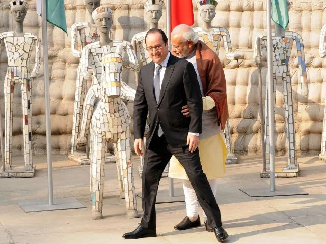Many compared Prime Minister Narendra Modi's hug with Francois Hollande to the Titanic pose struck by Kate Winslet and Leo DiCaprio.