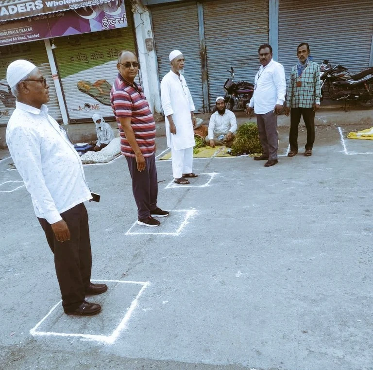 Amid 21-day lockdown during coronavirus outbreak, Mumbaikars practice social distancing on Gudi Padwa