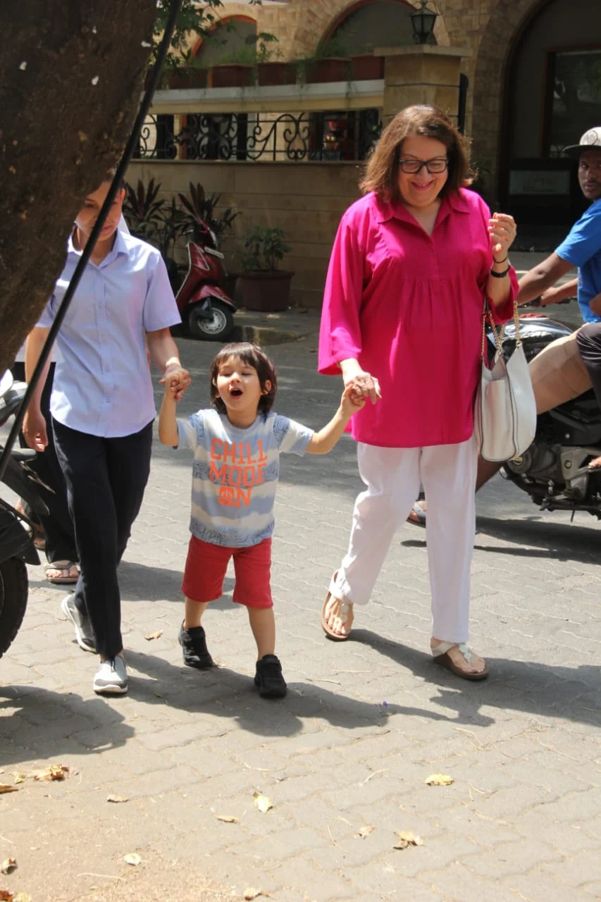 Taimur matches his vibe with mom Kareena Kapoor with a quirky text t-shirt