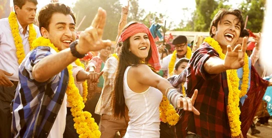 Holi 2020: How to dress like B-town beauty; inspired by Deepika Padukone, Alia Bhatt, Priyanka Chopra and others