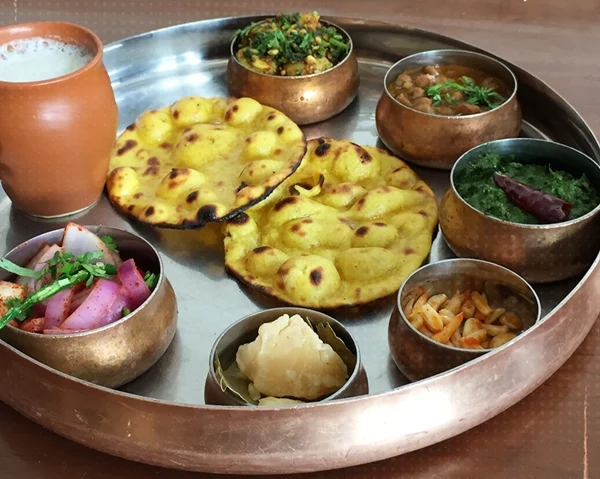 Delhi Highway Food Review: De thali!