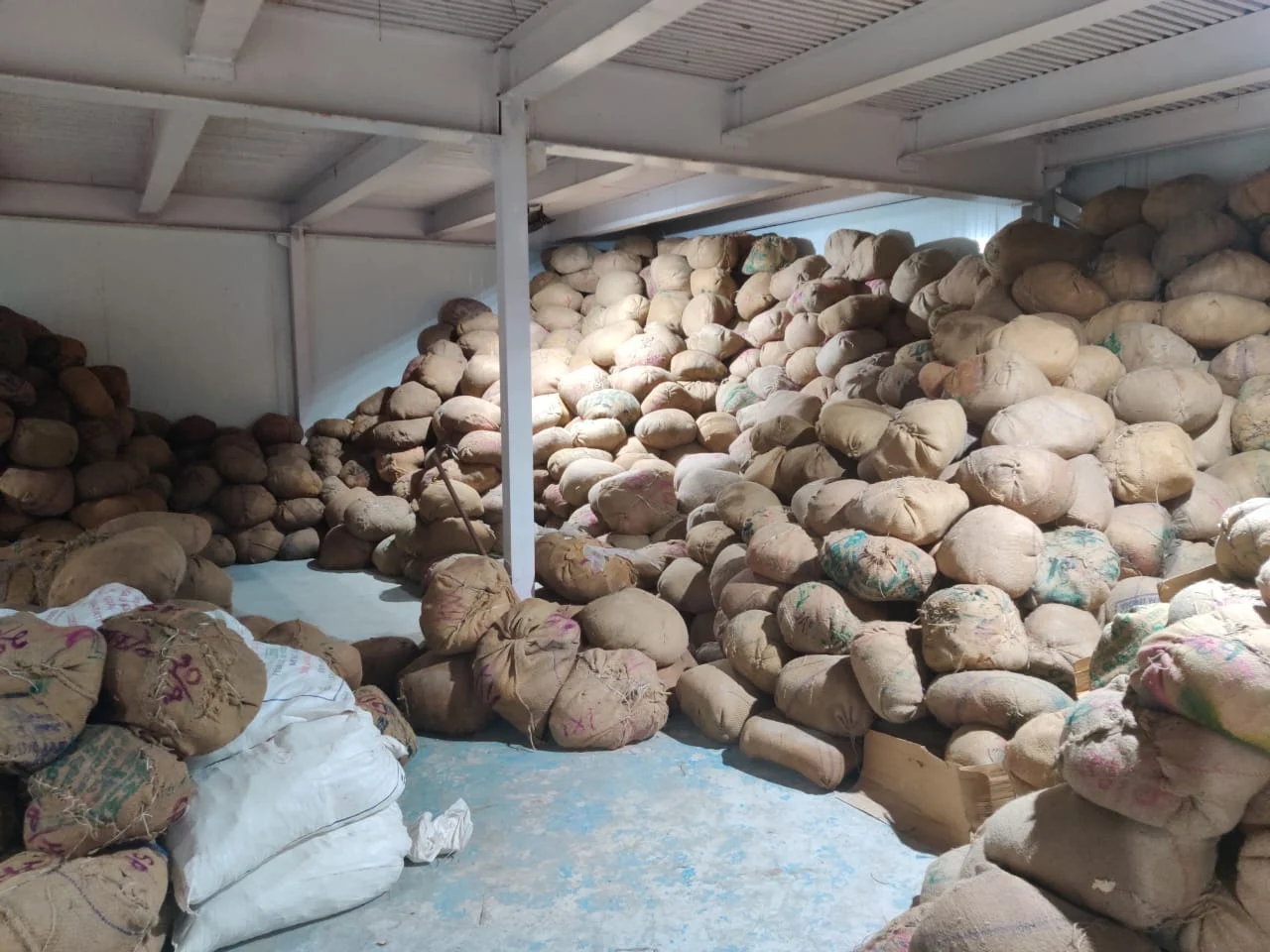 Amid lockdown 2.0, dairy farmers in Osmanabad's Bhoom tehsil store milk as khawa to prevent massive losses