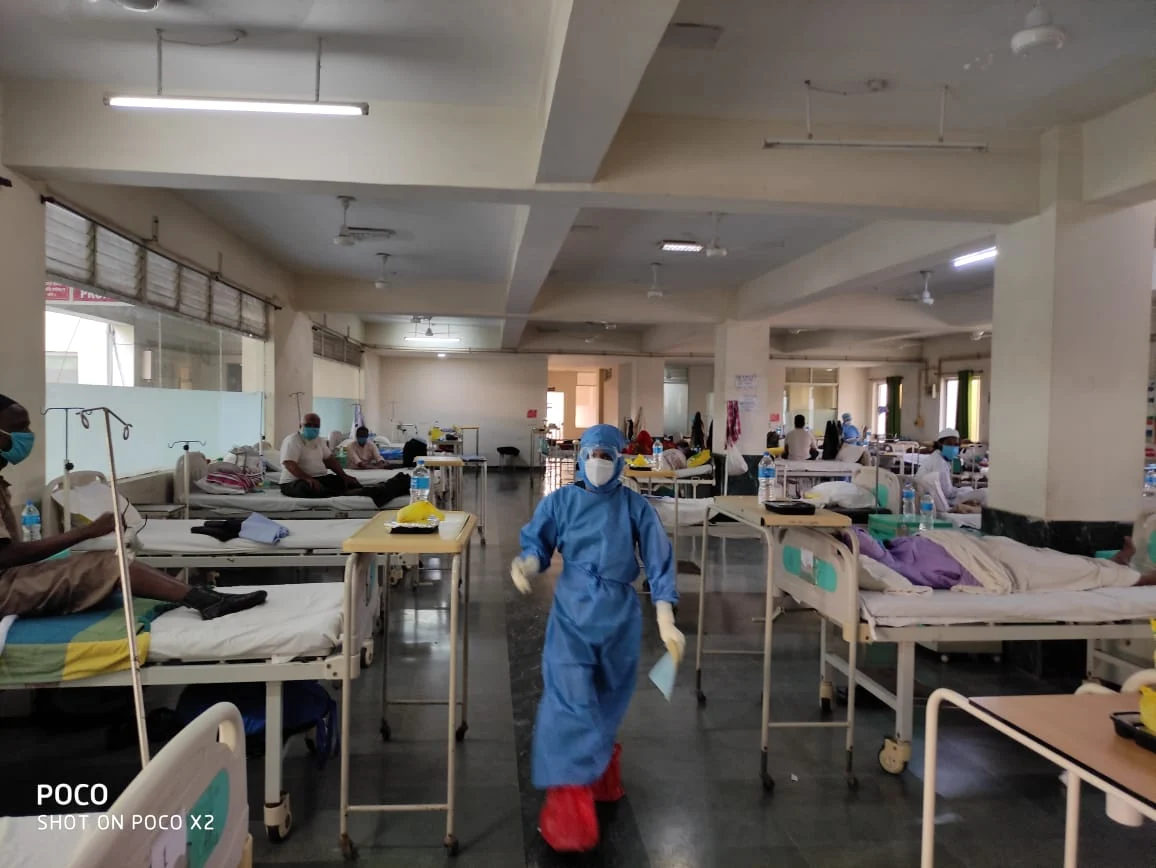 Bhopal: Tough health workers taming the raging bull with all might