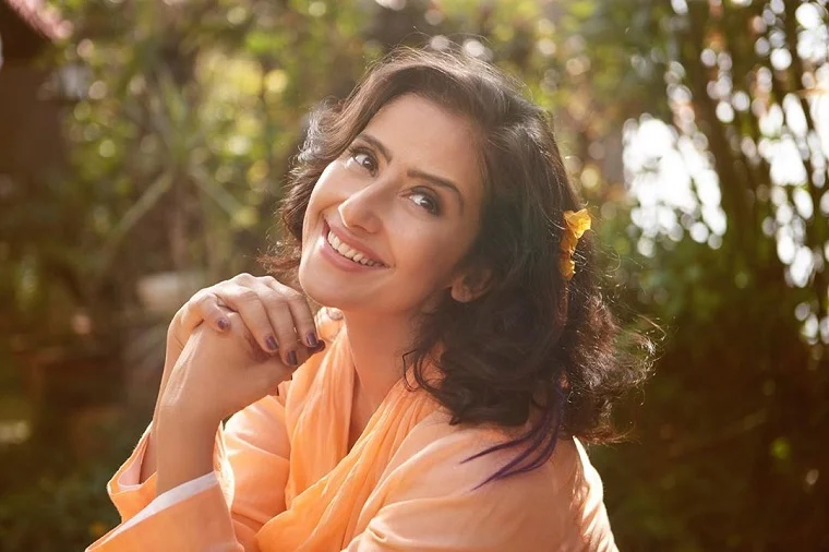 Bollywood’s fight club: From Sonali Bendre to Rishi Kapoor, celebs who are cancer survivors