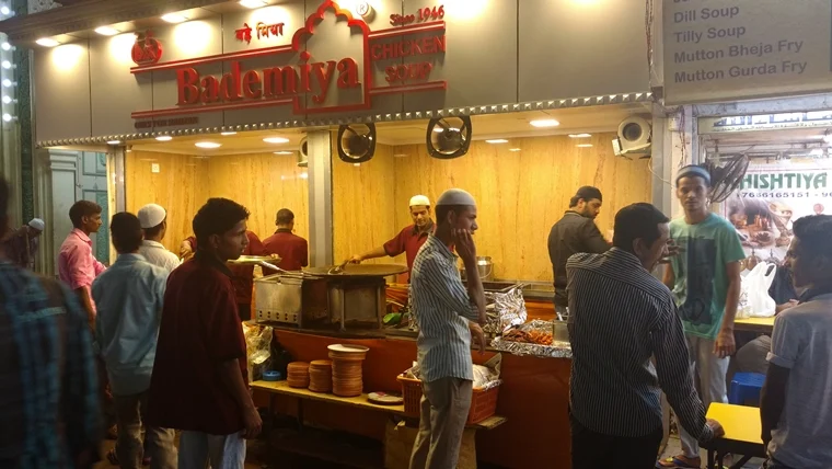 Ramadan 2020: First time in 250 years, Mumbai’s iconic ‘Mohammed Ali Road’ will be closed due to COVID-19 lockdown