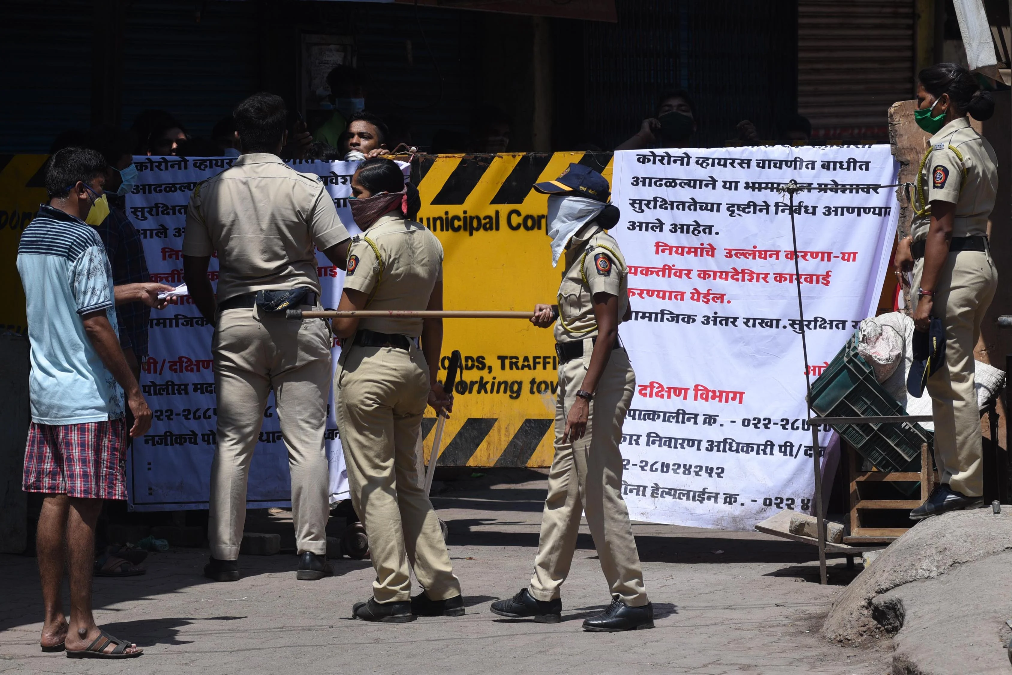 In Pics: Mumbai under coronavirus lockdown -- here's how the city looked on Monday