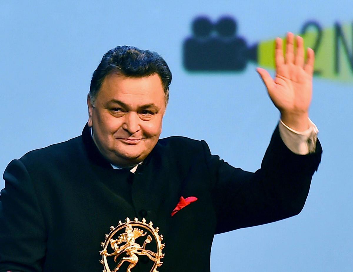 World mourns the loss of Bollywood's romantic hero- Rishi Kapoor