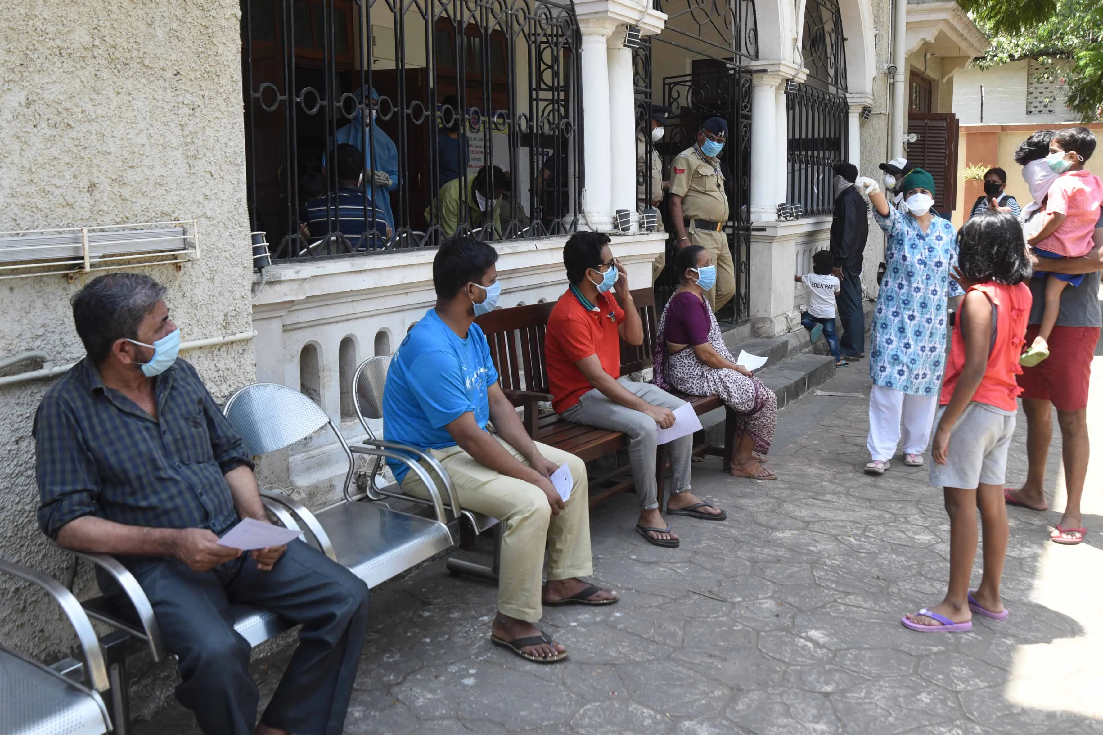 In Pics: Mumbai under coronavirus lockdown -- here's how the city looked on Tuesday