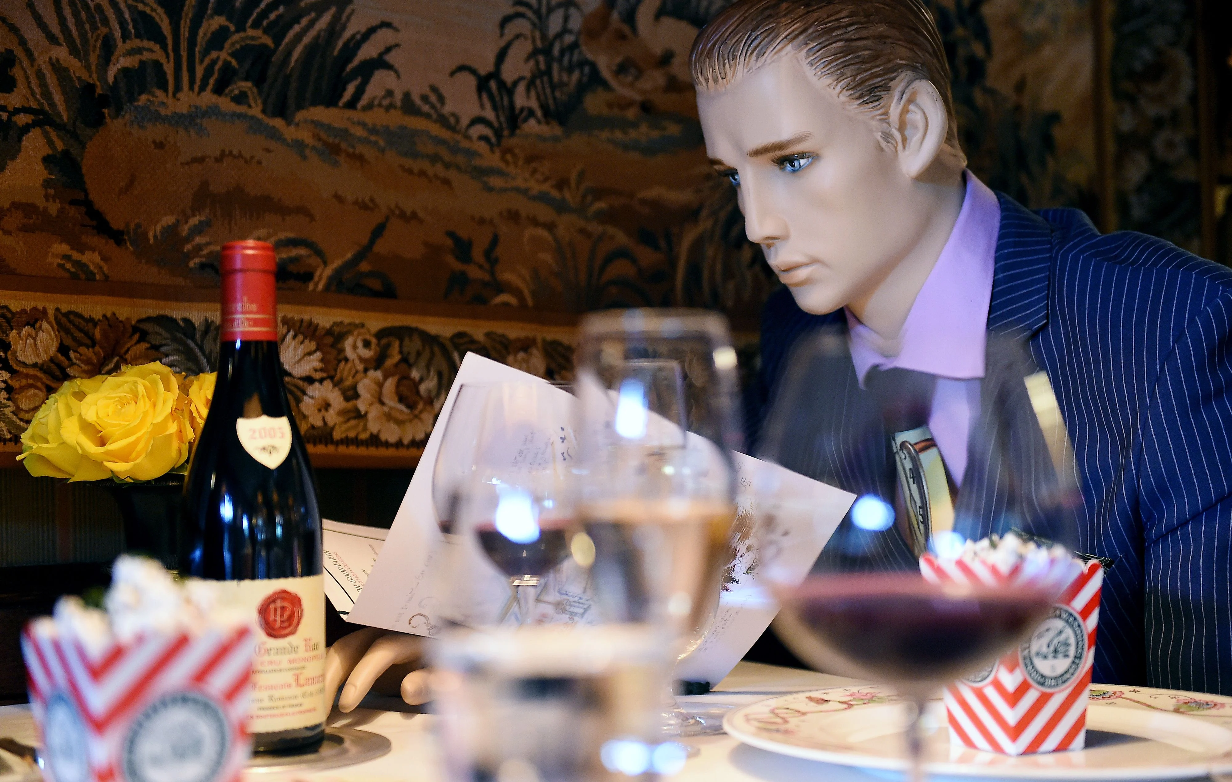 Creepy or cool? Michelin-starred restaurant in Virginia to have costumed mannequins to ensure social distancing