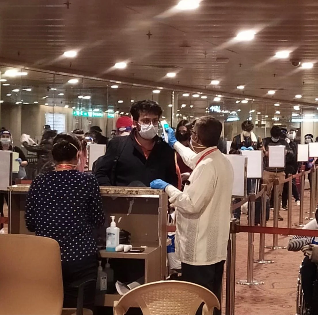 Vande Bharat Mission: Indians stranded in London, Singapore and other countries arrive at Mumbai Airport