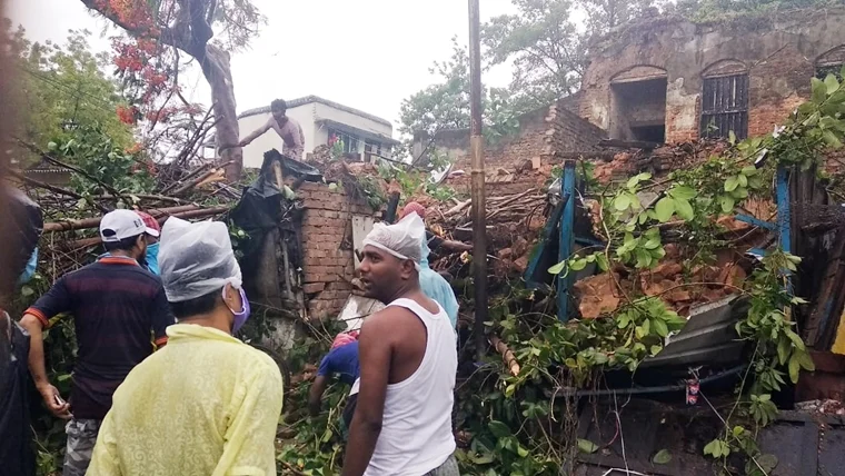 In Pictures: Cyclone Amphan leaves death, destruction in its trail in Odisha, West Bengal