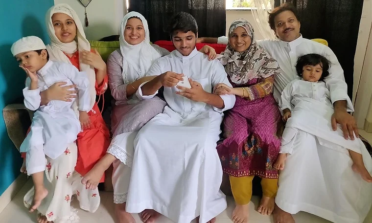 (From right) Wasim Khan with wife Latifa, son Atif, daughters Farheen, Alisha and nephews Dayan and Fizan (extreme left)
