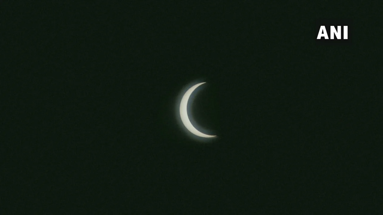 United Arab Emirates: #SolarEclipse2020 as seen in the skies of Dubai.