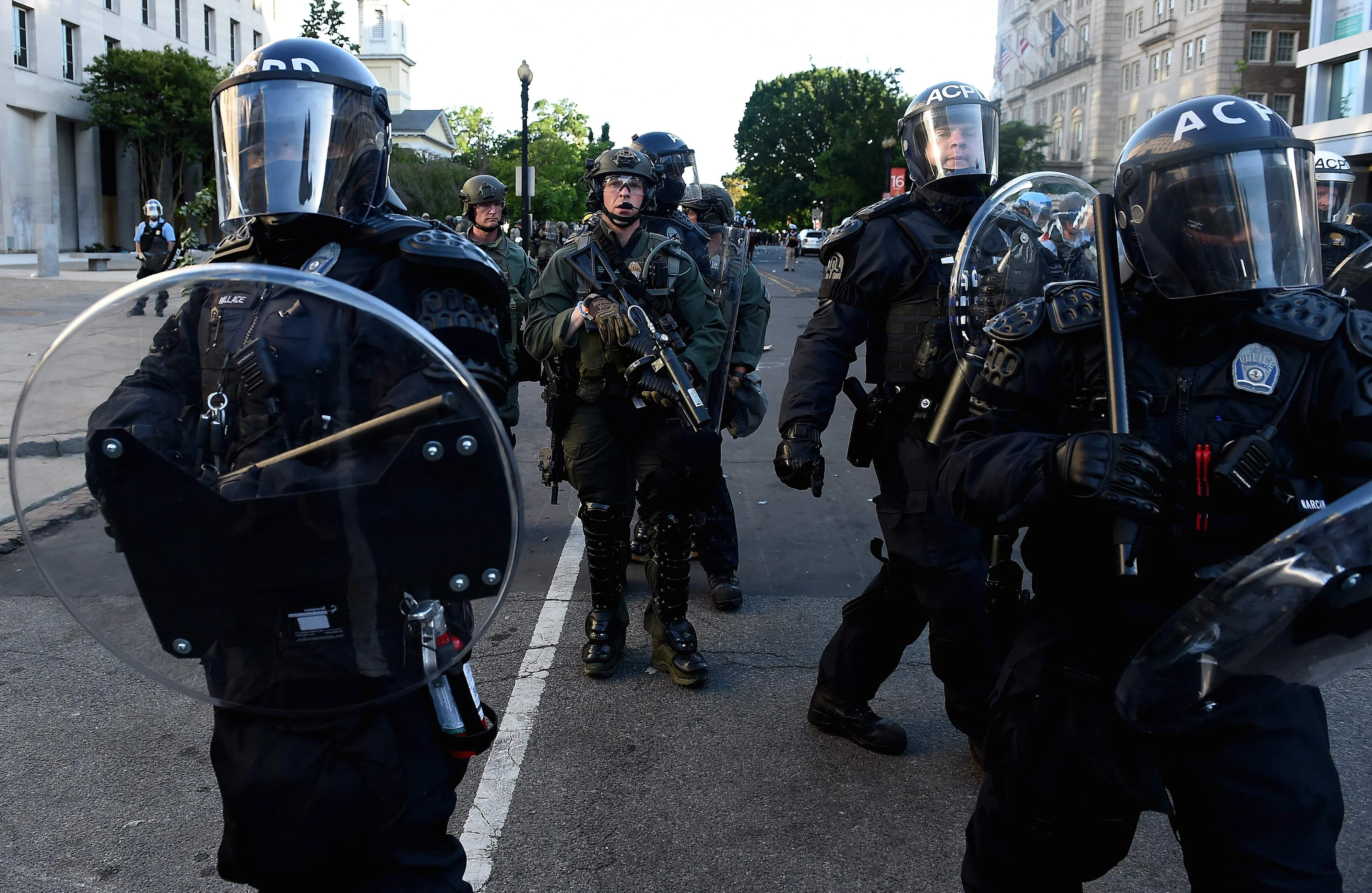 George Floyd death and subsequent riots: Can Donald Trump really use the Army to control the protests in US?