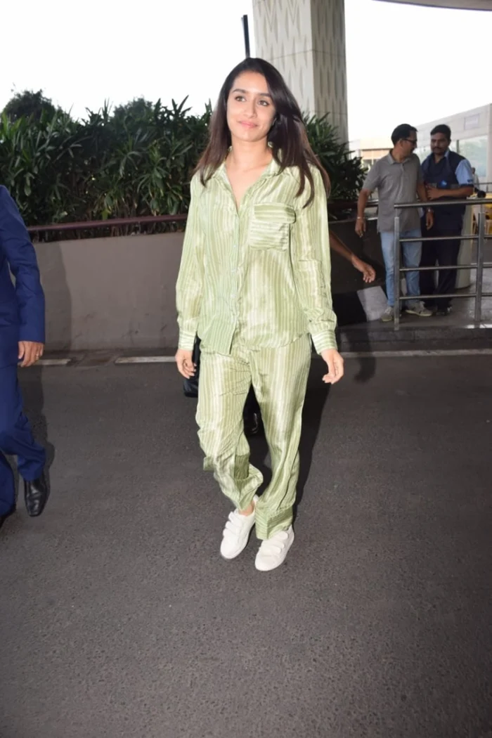 Shraddha Kapoor rocks night wear in style