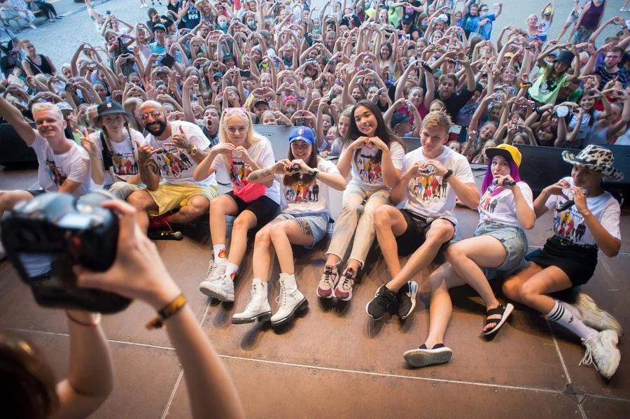 People take part in a TikTok filming session in Vilnius, Lithuania, Aug. 10, 2020. (Photo by Alfredas Pliadis/Xinhua)