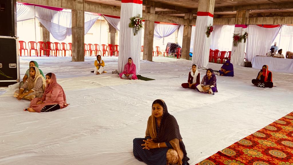 Indore: Sikh community observes Jyoti Jyot Purab with prayers for the world to fight corona