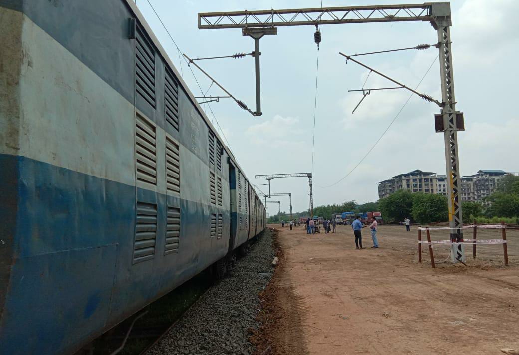 Thane: Central Railway starts parcel train services to transport goods from Bhiwandi