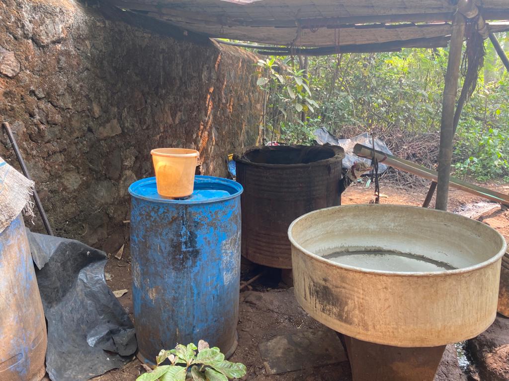 Mira Bhayandar: Cops bust massive gas-powered liquor brewing unit in Uttan