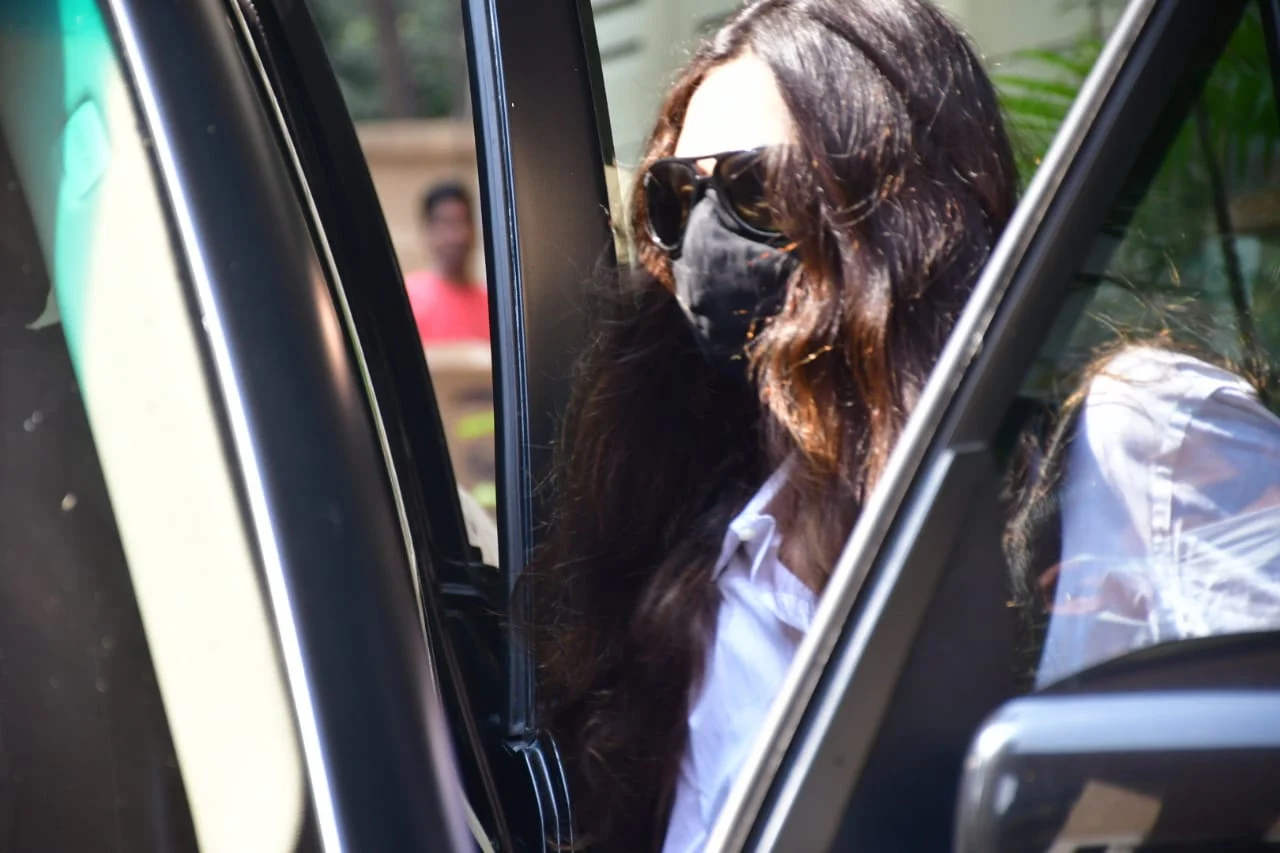 In pics: Arjun Rampal's girlfriend Gabriella Demetriades arrives at NCB office after being summoned in drugs case