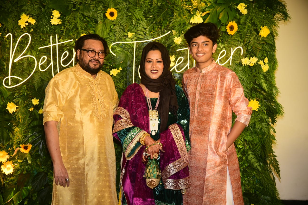In Pics: Ismail Darbar, Nigaar Khan, Sandeep Ssingh and others attend Gauahar Khan's Mehendi ceremony