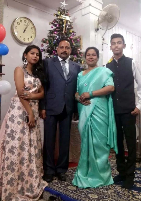 Gloria Rani Mascarenhas with family