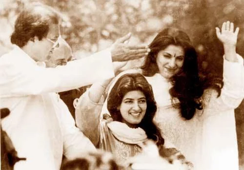 On Rajesh Khanna's 78th birth anniversary, here are some adorable pics of legendary actor with daughter Twinkle