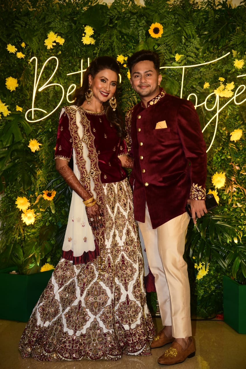 In Pics: Ismail Darbar, Nigaar Khan, Sandeep Ssingh and others attend Gauahar Khan's Mehendi ceremony