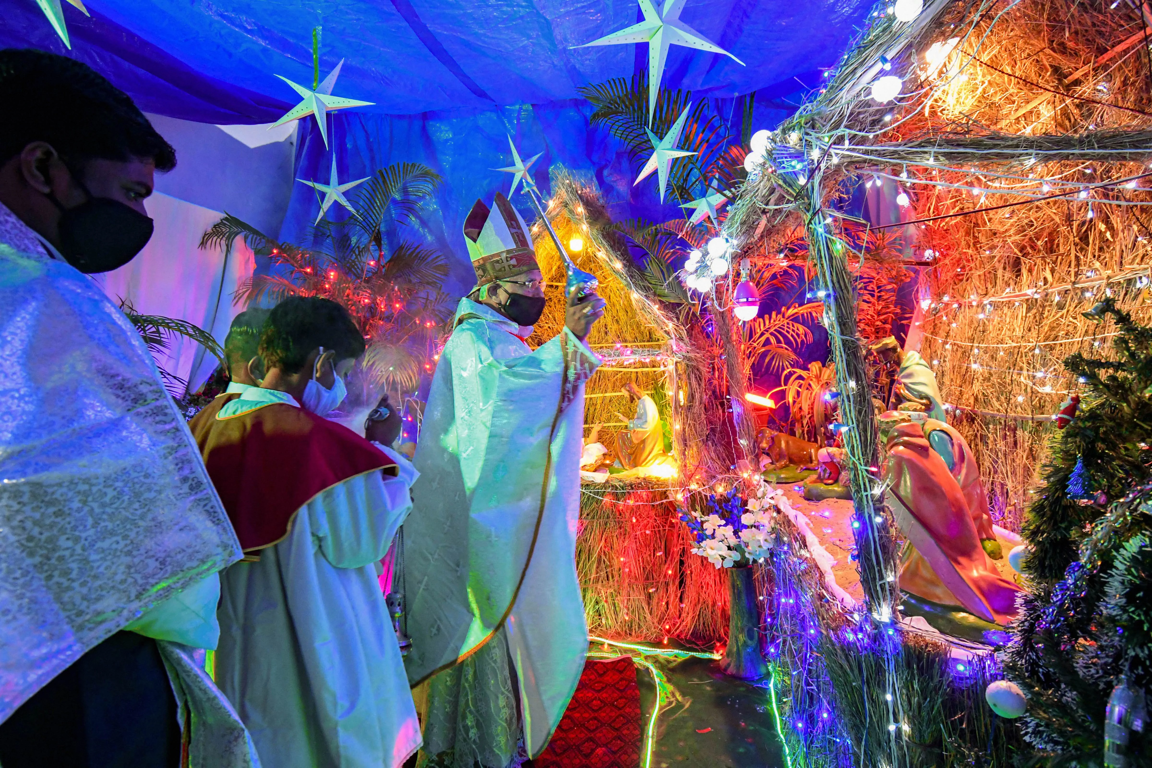 In Pics: Coronavirus dampens Christmas Eve celebrations across the world