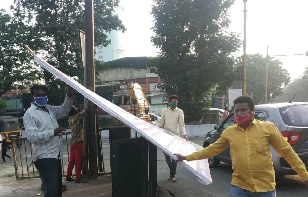 Navi Mumbai: NMMC removes abandoned vehicles, banners and hoardings from city roads