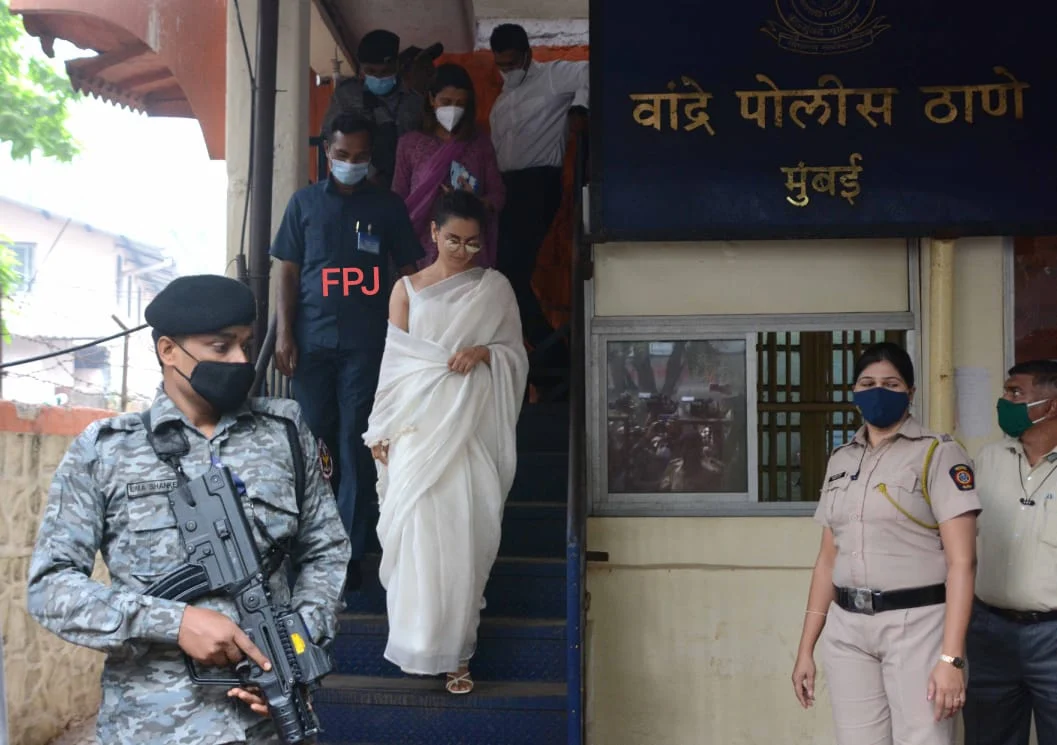 Mumbai: Kangana Ranaut arrives at Bandra Police station to record statement in sedition case; see pics