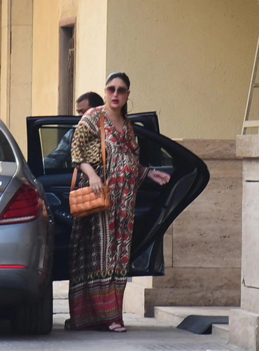 In Pics: Kareena Kapoor Khan once again stuns in a kaftan dress as she arrives for BFF Amrita Arora's birthday bash