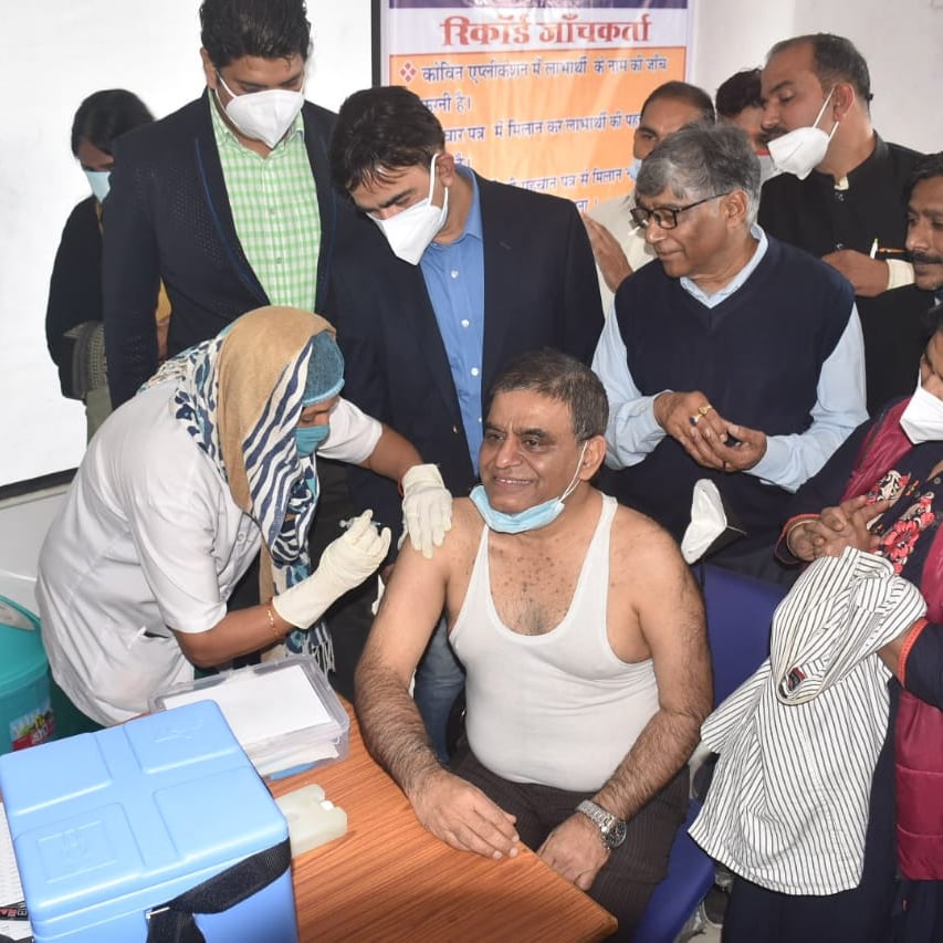 Ujjain: Centre must reconsider vaccine strategy  
